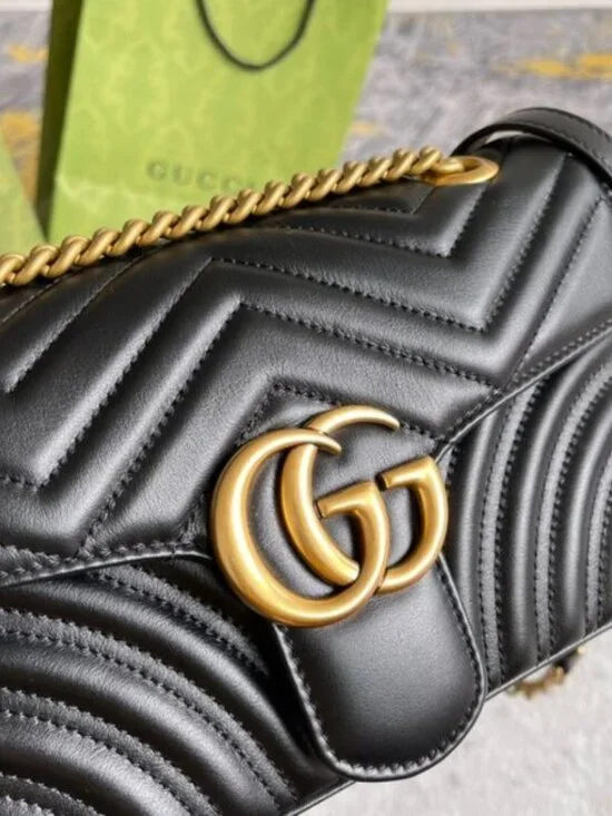 GUCCI Black Leather GG Marmont Shoulder Bag - Picture 4 of 9
